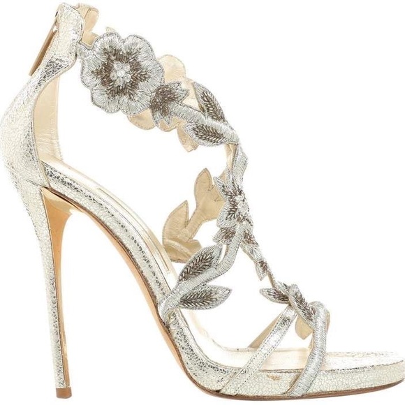 Oscar de la Renta Shoes - Oscar de la Renta Silver Floral Heels size 39